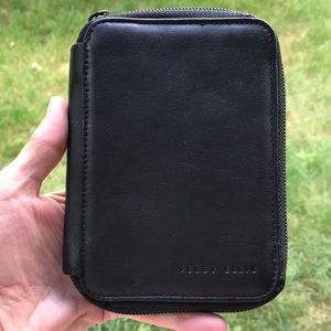 Perry Ellis zip around wallet